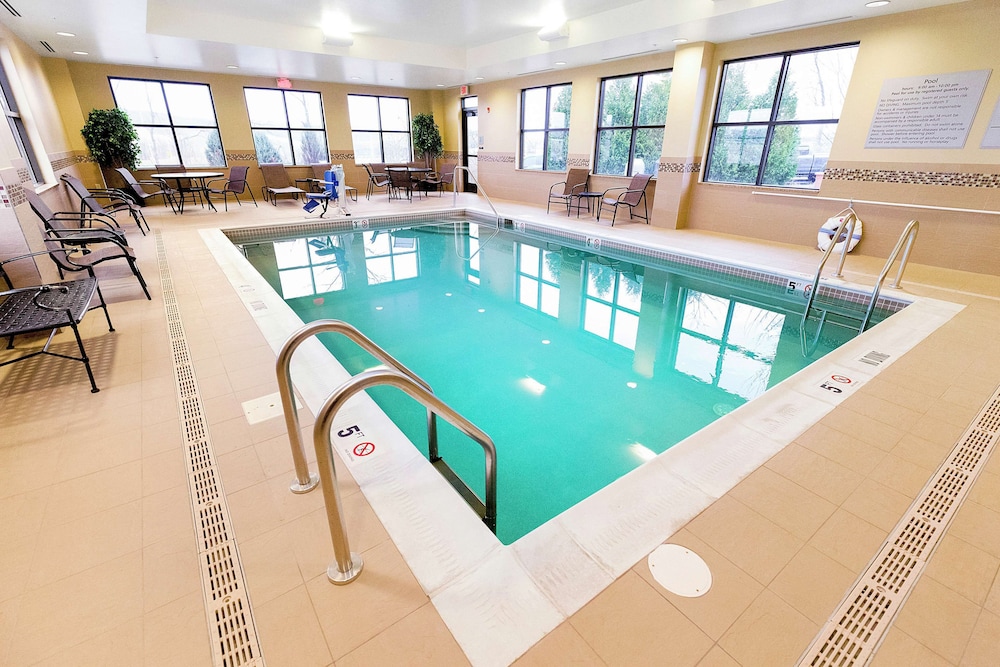 Hampton Inn Waynesburg - photo 40