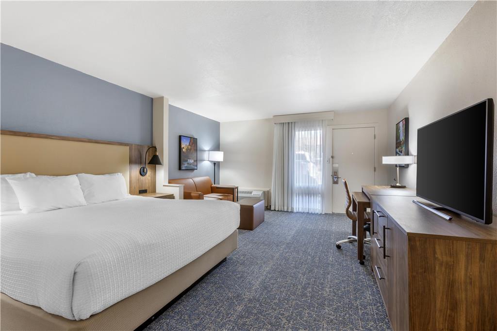 Best Western Plus A Wayfarer's Inn And Suites - photo 17