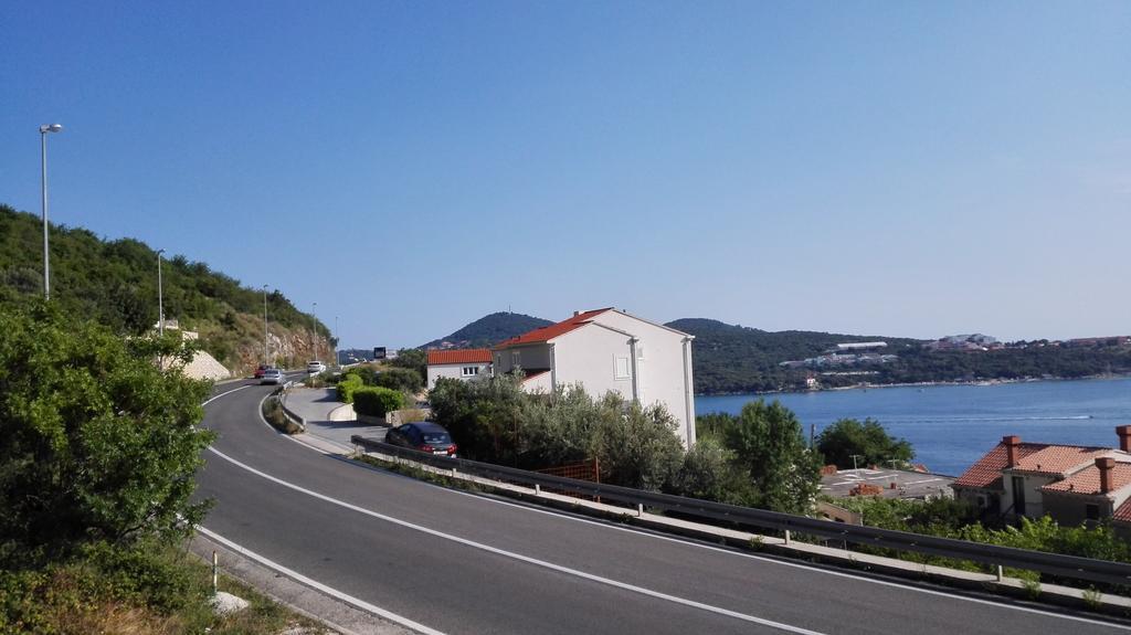 Oliva Apartments Lozica