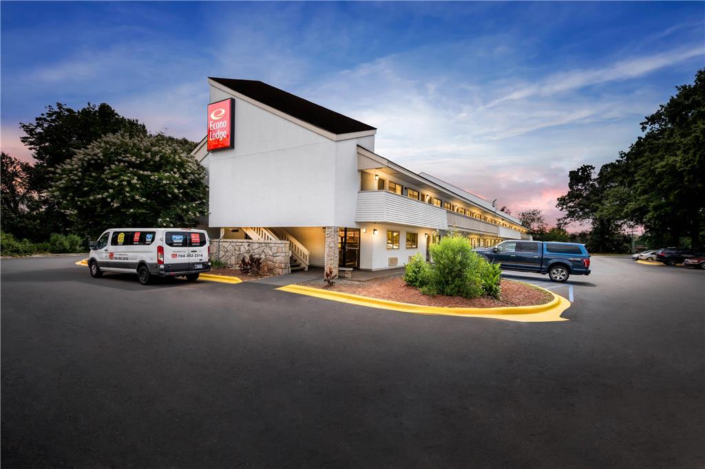 Econo Lodge Charlotte Airport - photo 7