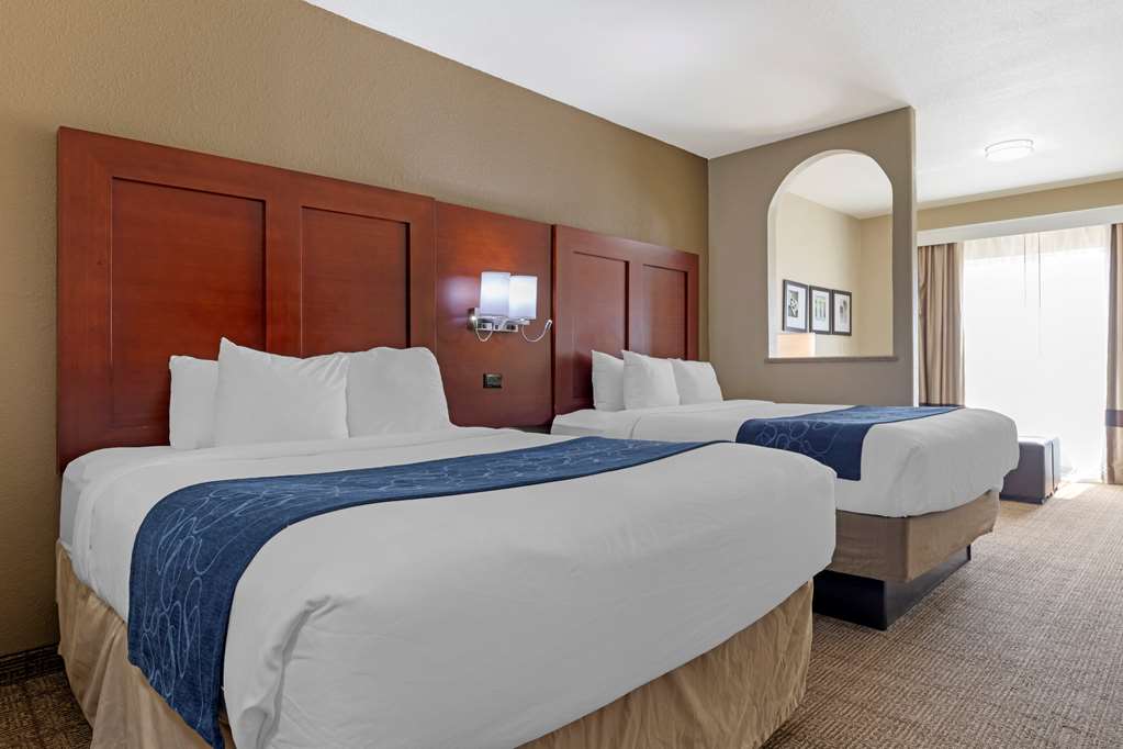 Comfort Suites Gainesville - photo 15