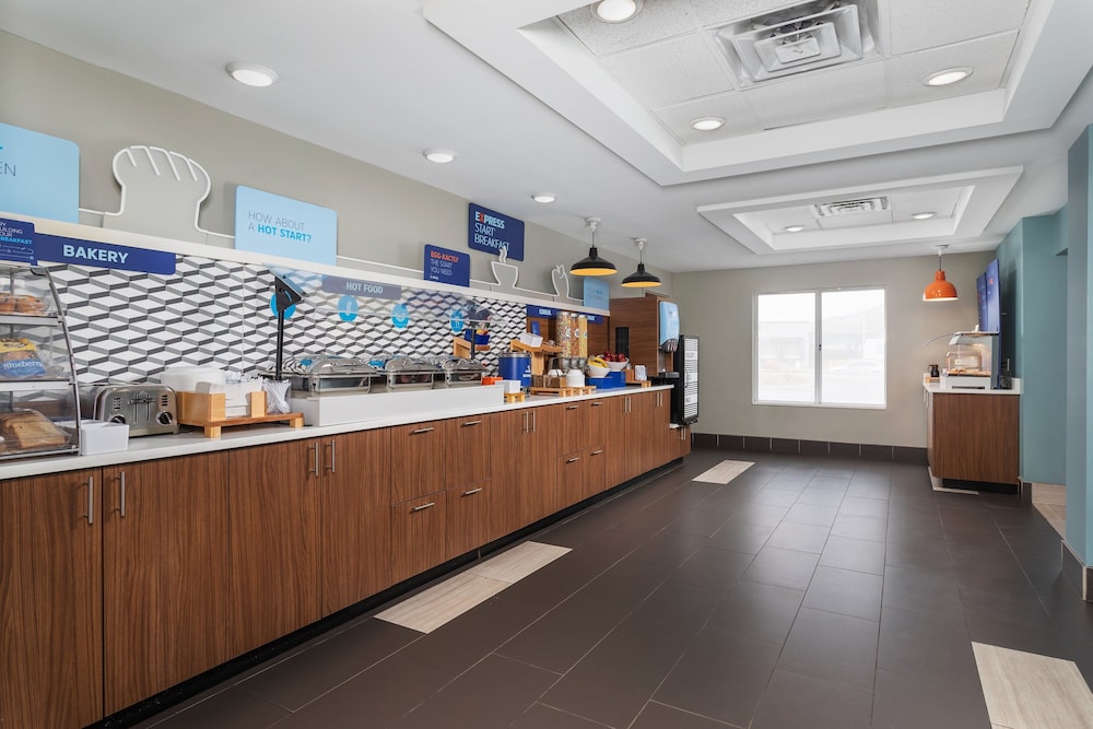 Holiday Inn Express Hotel & Suites Chattanooga Lookout Mtn by IHG - photo 37