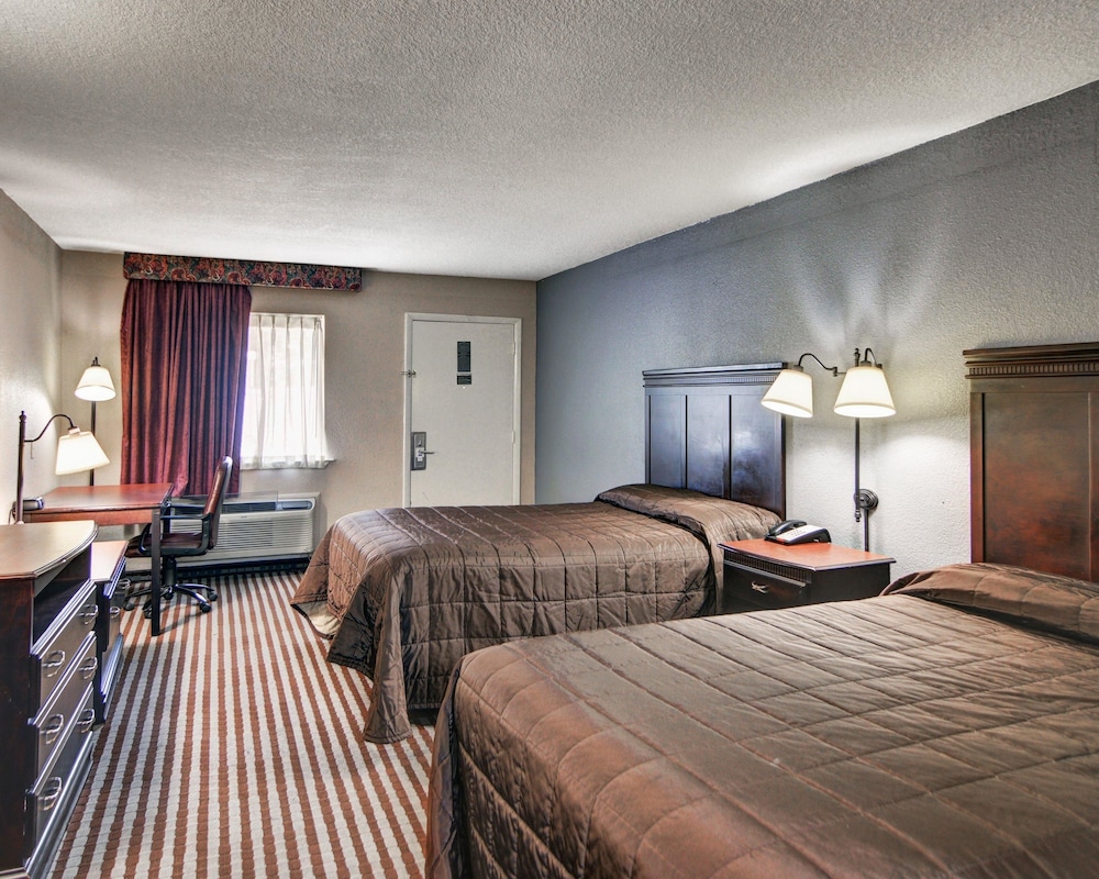 Rodeway Inn Gainesville I 35 - photo 12