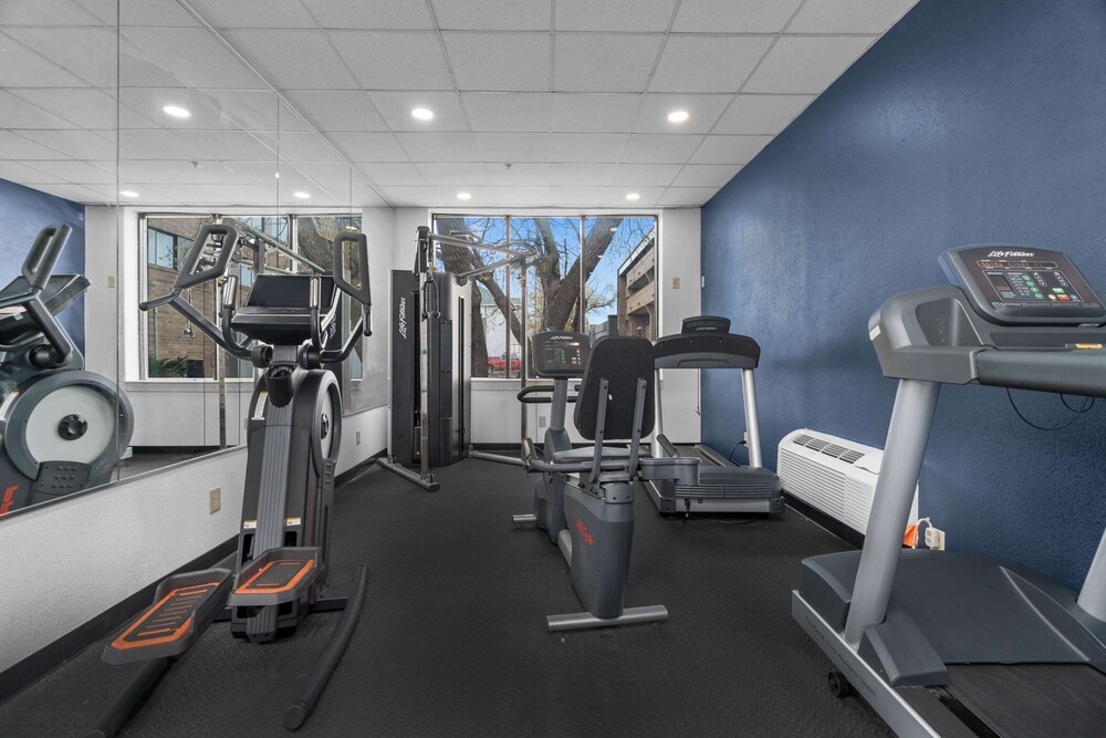 Quality Inn & Suites Mall of America MSP Airport - photo 42