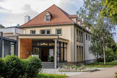 Hotel Kurhaus Bad Bocklet — hotel in Bad Bocklet