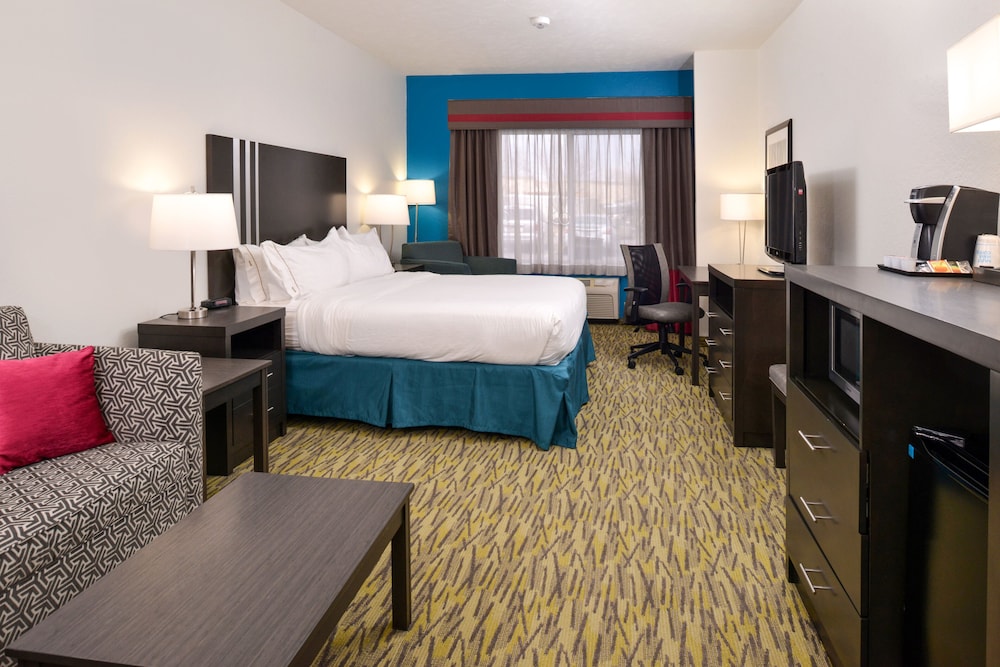 Holiday Inn Express & Suites Omaha West by IHG - photo 14