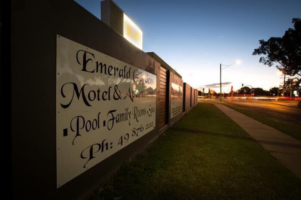 Emerald Gardens Motel & Apartments — 4-Star Luxury Hotel in Emerald, Australia