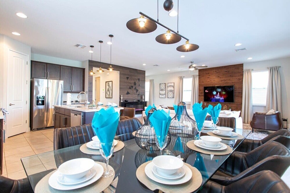 Luxurious 5Bd Single Family w Pool&Jacuzzi @Encore Resort 7432 - photo 29