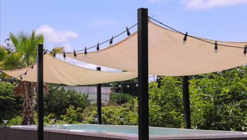 Jeju Sky Castle Pool Villa — 4-Star Luxury Hotel in Jeju City, South Korea