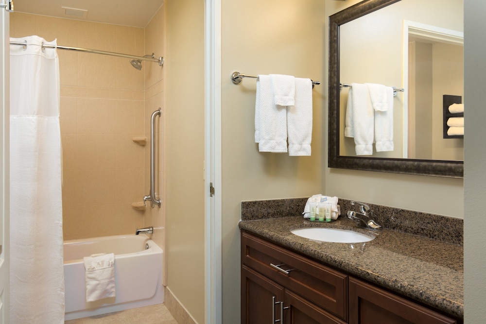 Staybridge Suites Toledo Maumee by IHG - photo 19