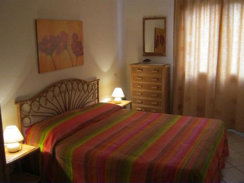 Appartamento VERDE a Santa Teresa Gallura con POSTO AUTO in GARAGE e con giardino in Santa Teresa Gallura, Italy