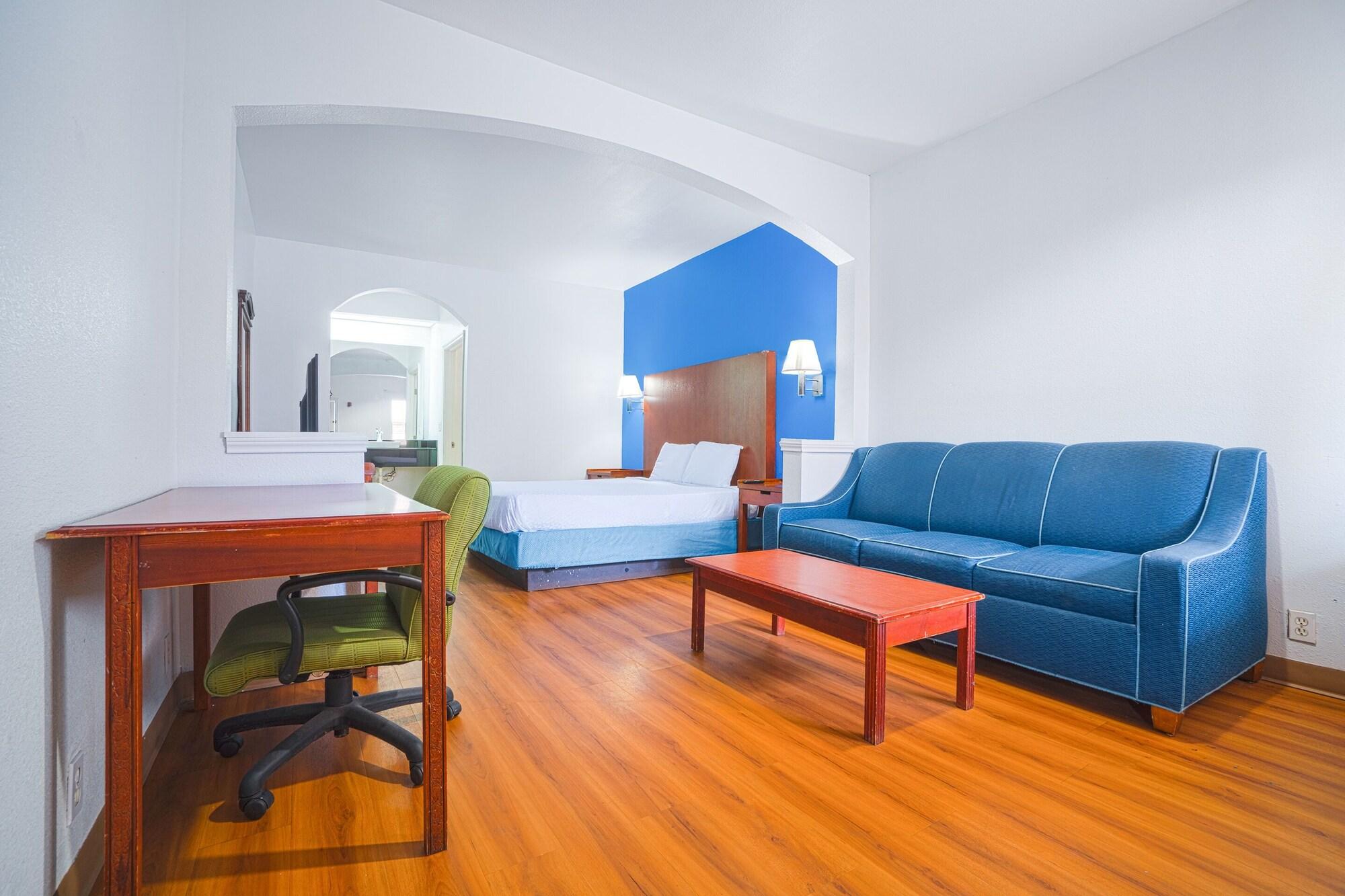 Motel 6 Galveston Seawall - photo 23