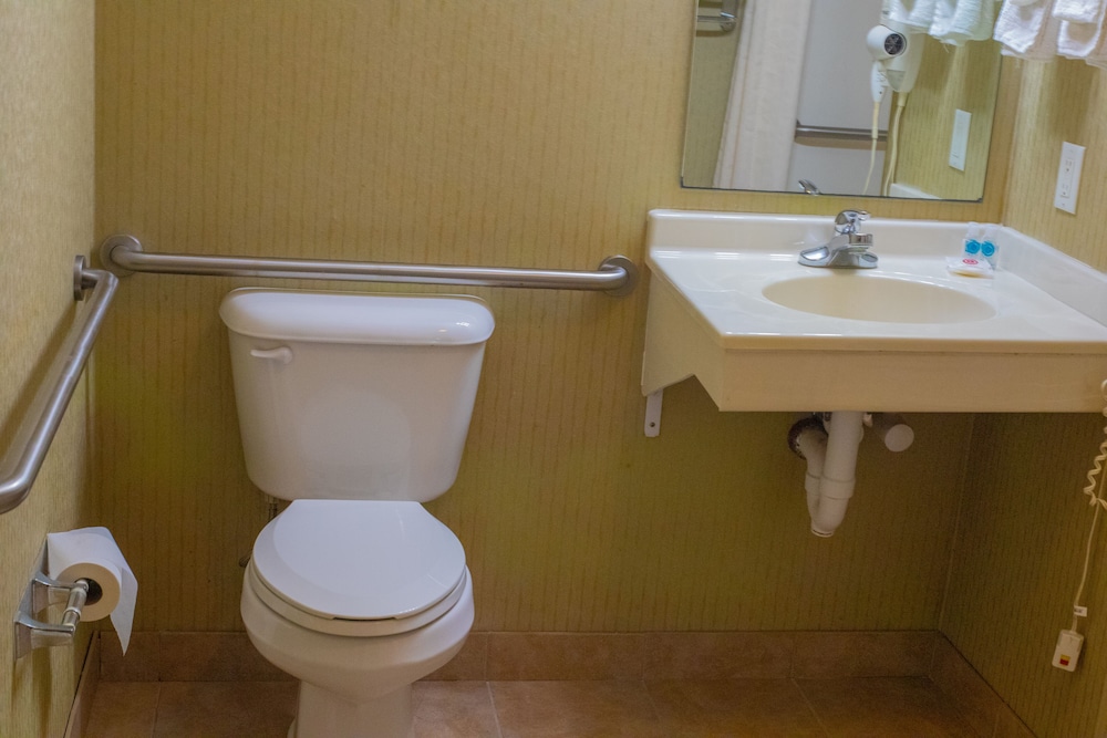 Colfax Inn - photo 38