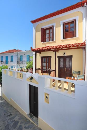 Casa al pozzo — 4-Star Luxury Hotel in Skopelos, Greece
