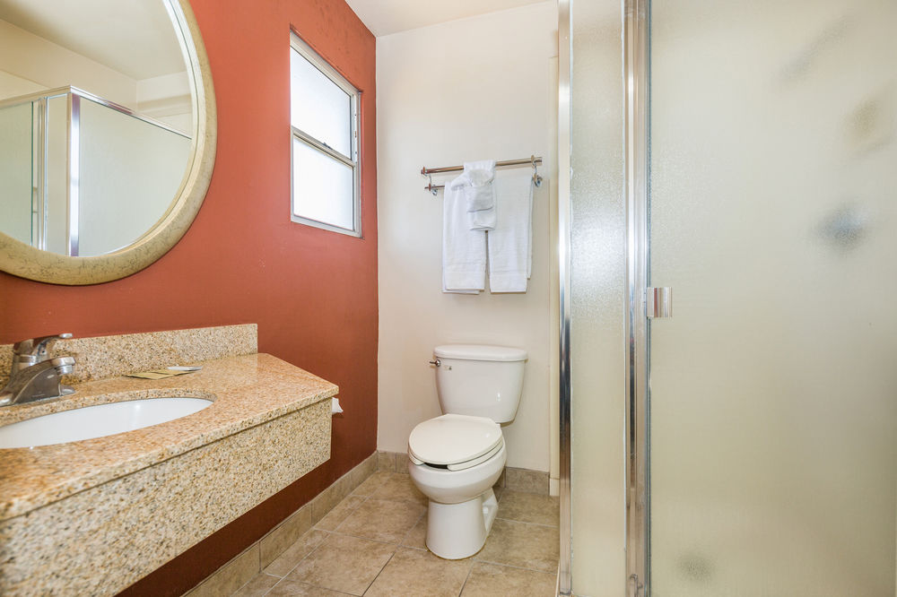 San Jose Airport Inn - photo 24