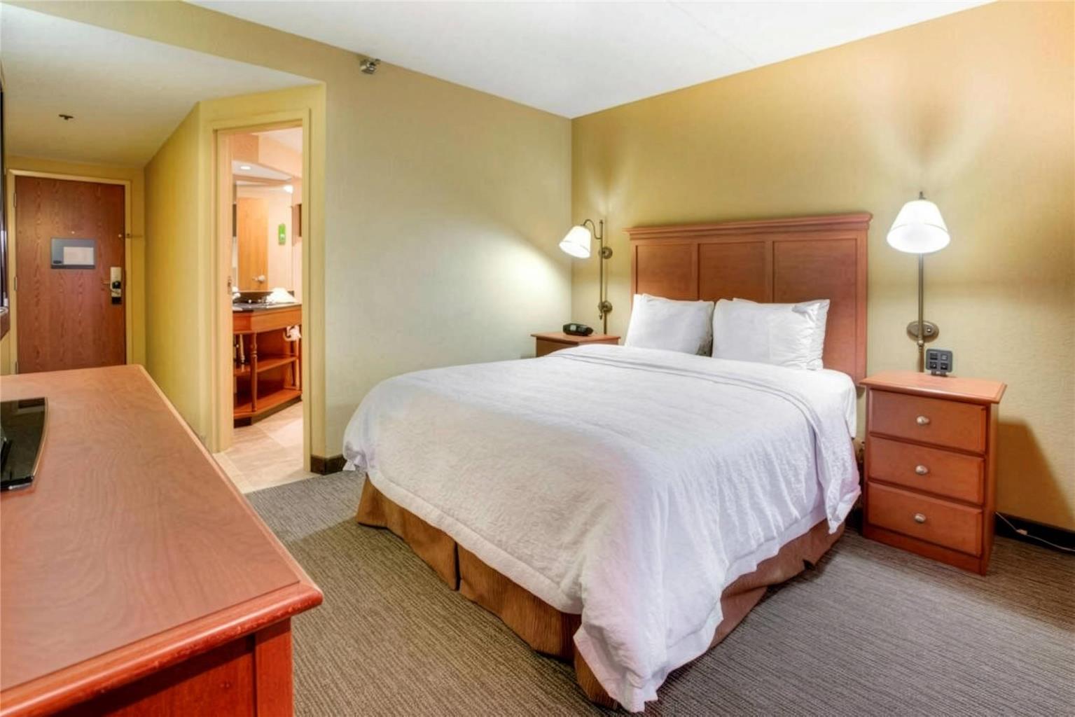 Pittsburgh Airport Inn and Suites - photo 6