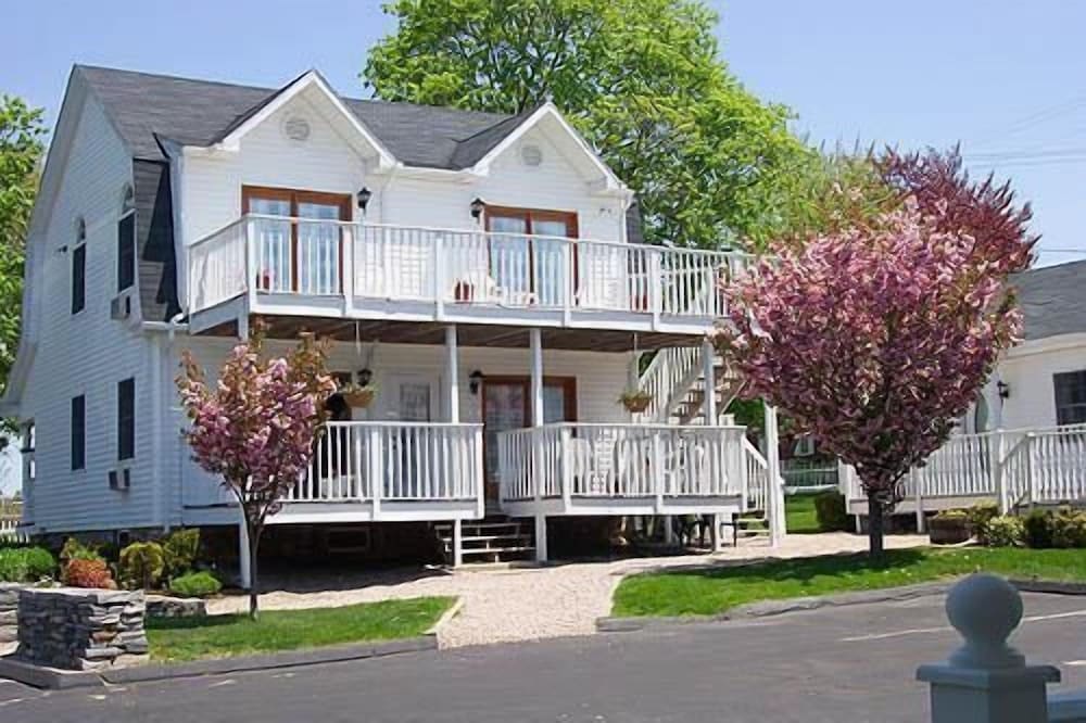 The Taber Inne & Suites - photo 33