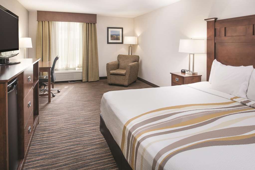 La Quinta Inn by Wyndham Bend - photo 13
