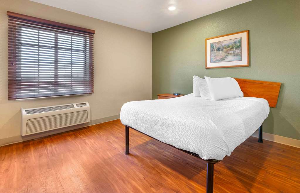 Extended Stay America Select Suites Wilmington West - photo 15