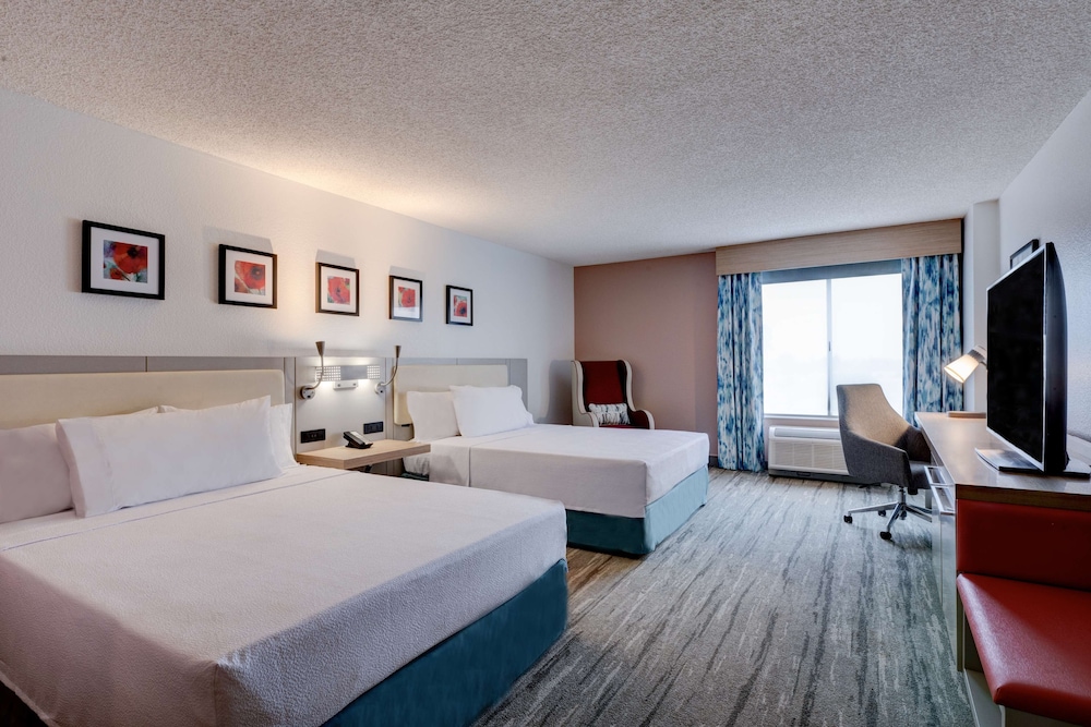Hilton Garden Inn Anaheim Garden Grove - photo 8