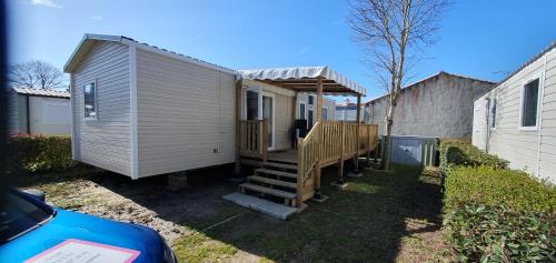 Mh 6 Pers Ensoleille Bois Masson in Saint-Jean-De-Monts, France