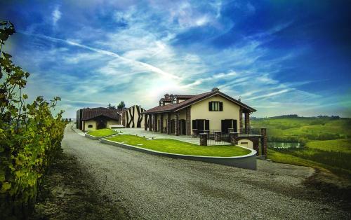 Montalbera Wine Suites — hotel in Montemagno