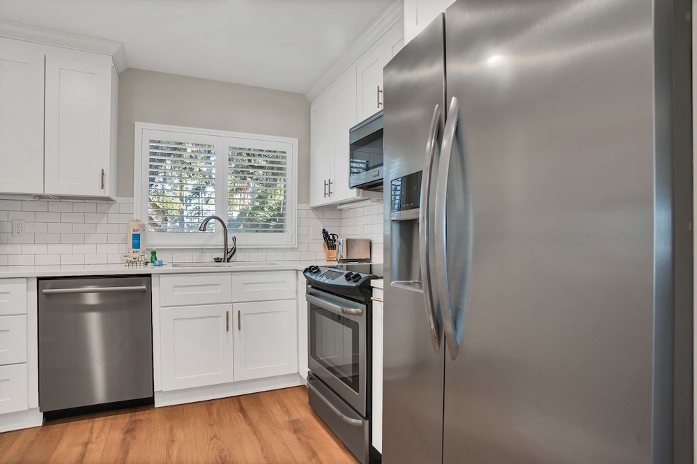 1017 Caravel Court at The Sea Pines Resort - photo 4