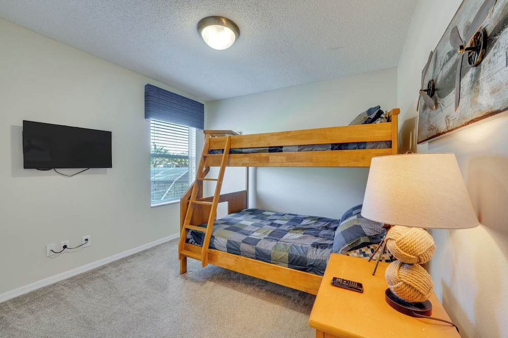 5 Mi to Disney: Emerald Island Poolside Retreat - photo 32