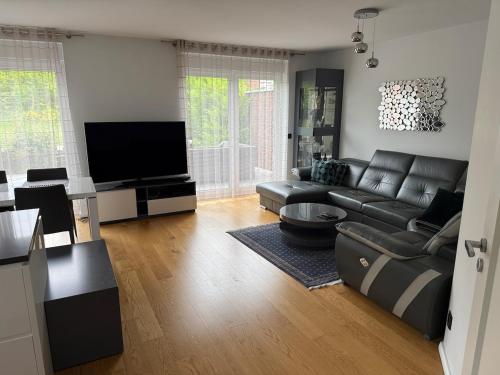 Doppelhaushälfte 125m2 3 Zimmer 2 Badezimmer Küche 5 Schlafplätze nähe Hamburg in Stelle, Germany