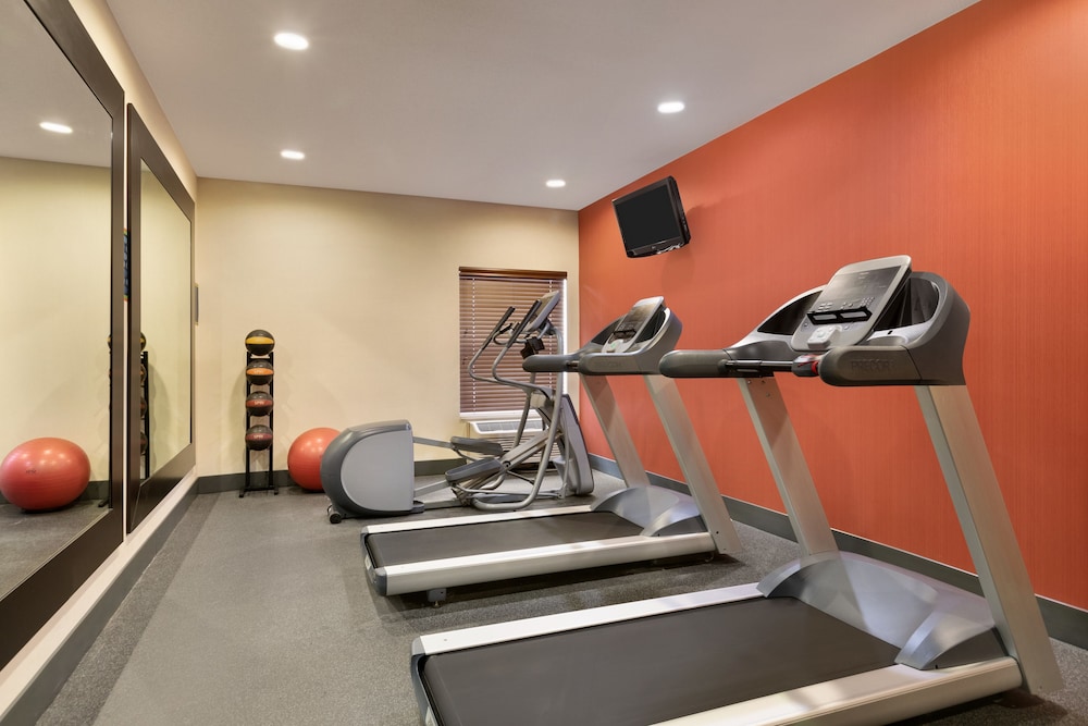 Hampton Inn Youngstown Boardman - photo 33