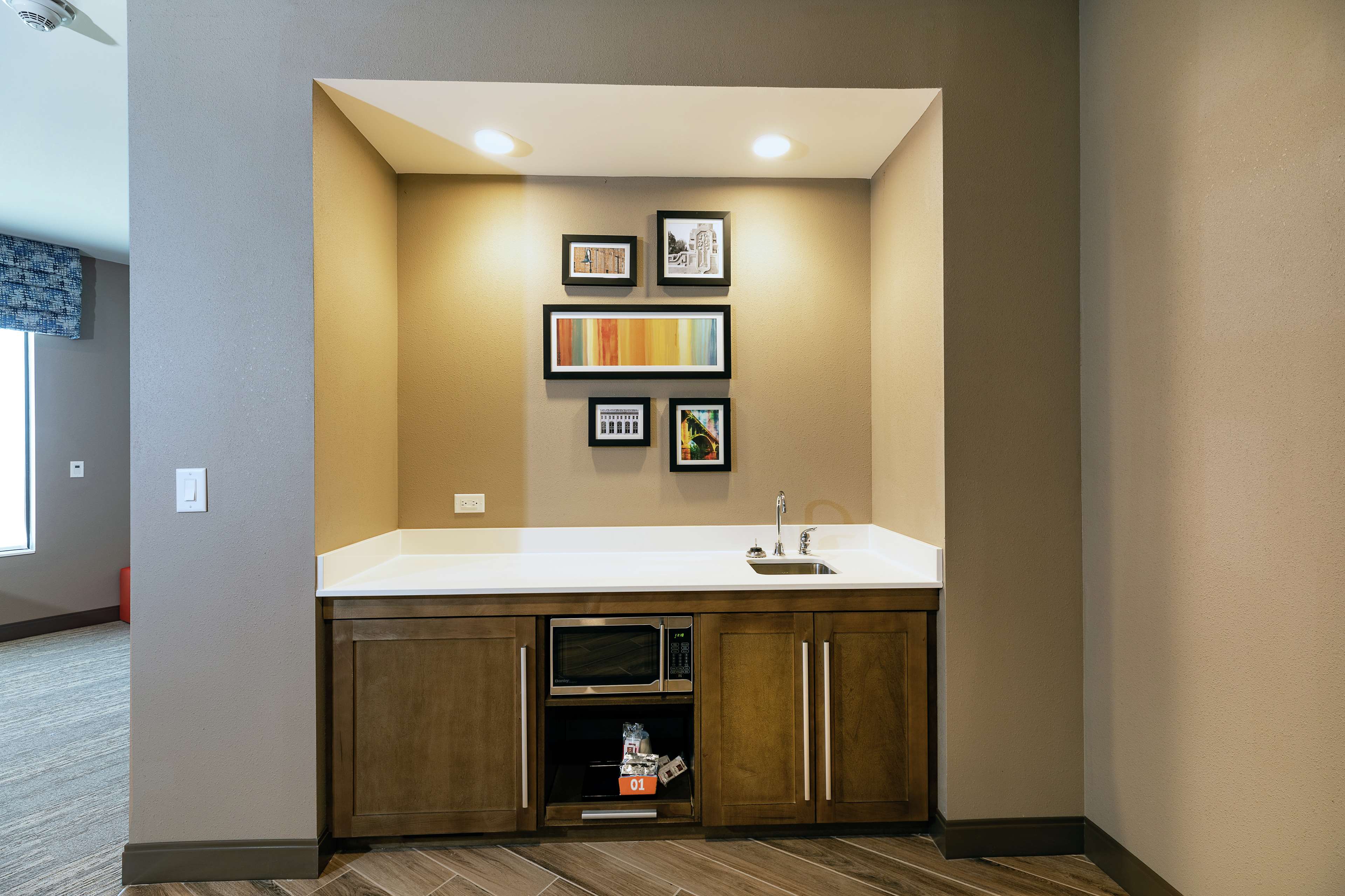 Hampton Inn & Suites Columbia Killian Road - photo 30
