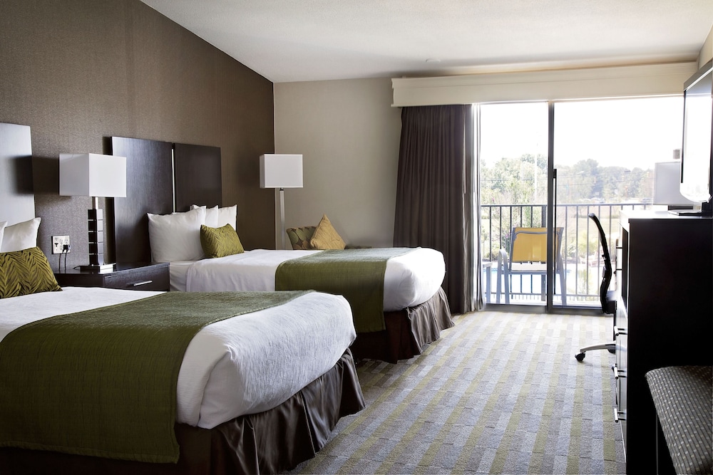 Historic Concord Suites - photo 6