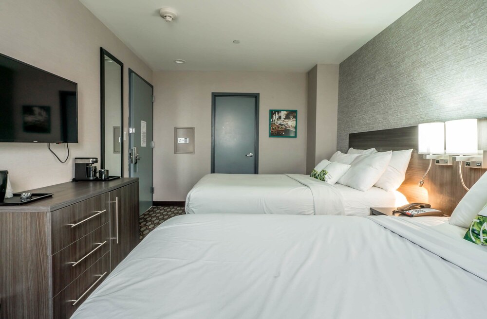 LeTap Hotel near AirTrain JFK Airport - photo 17