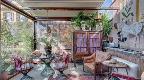 Terrarium Trastevere Boutique Apt With Terrace — 4-Star Luxury Hotel in Rome, Italy