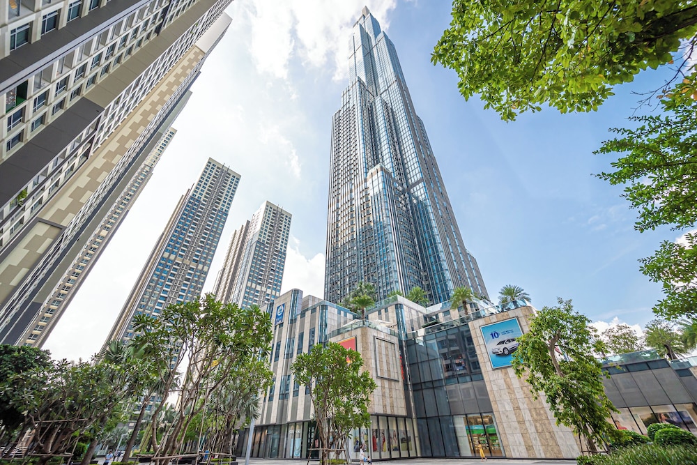 Landmark 81 & Vinhomes ZEN Saigon Citypoint. — 4-Star Luxury Hotel in Ho Chi Minh City, Vietnam