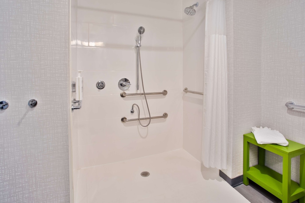 Hampton Inn by Hilton Paris - photo 20