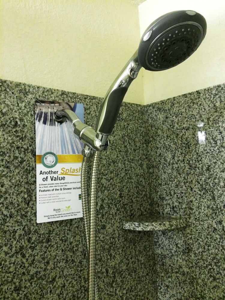 Quality Inn & Suites Waycross - photo 17