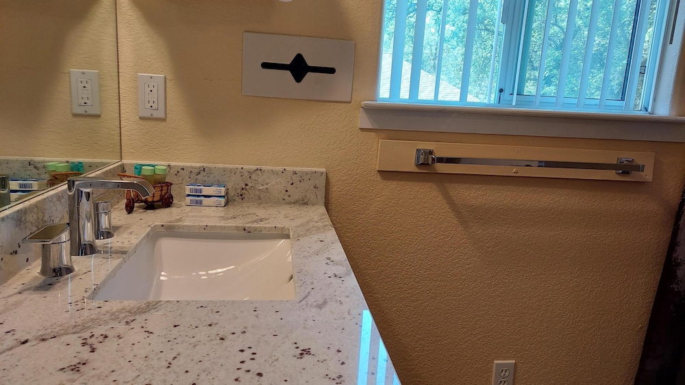 Little Valley Inn - photo 29
