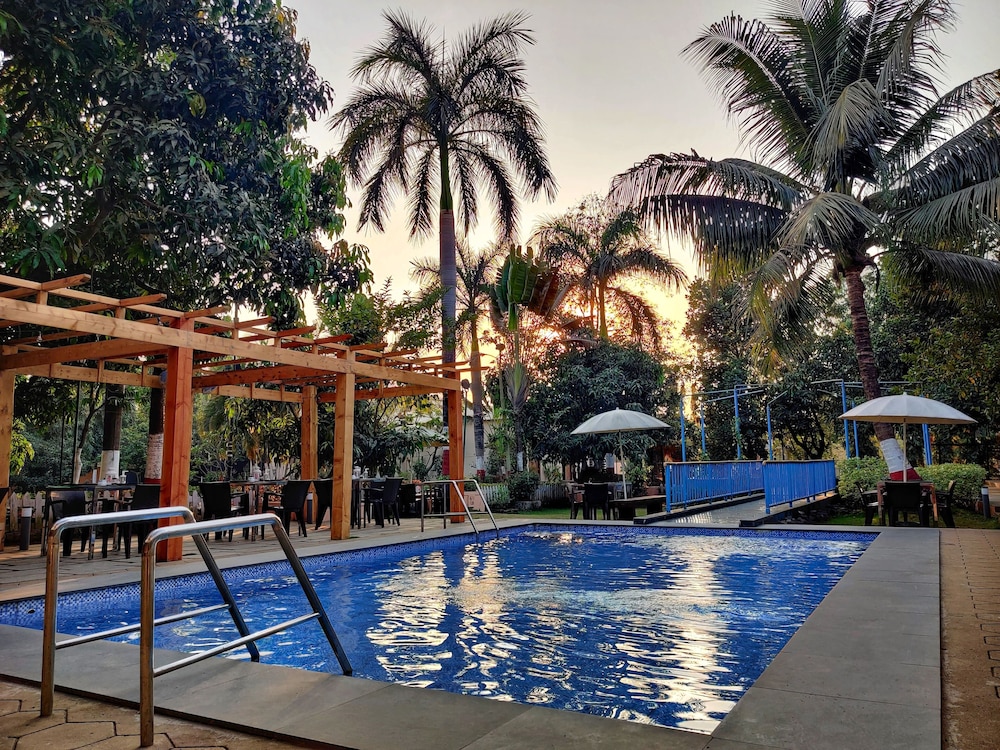 Pushp Vatika Resort — hotel in Navi Mumbai