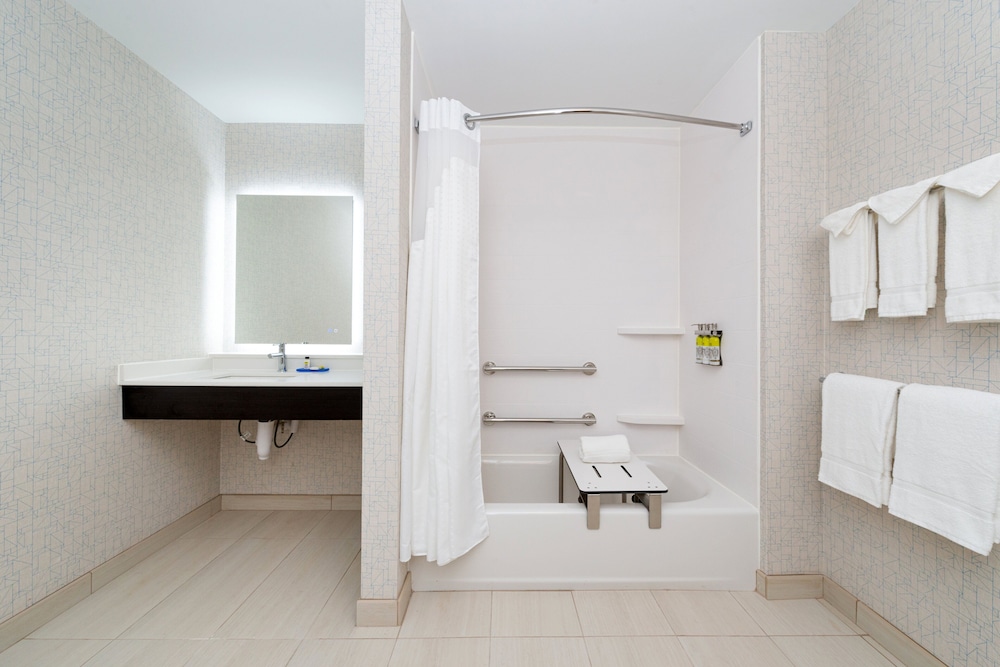 Holiday Inn Express & Suites Romeoville Joliet North by IHG - photo 10
