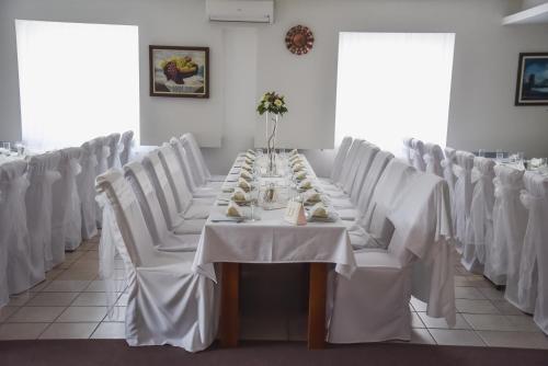 Hotel MK Plavi restoran Loznica — Belgrade — photo 5