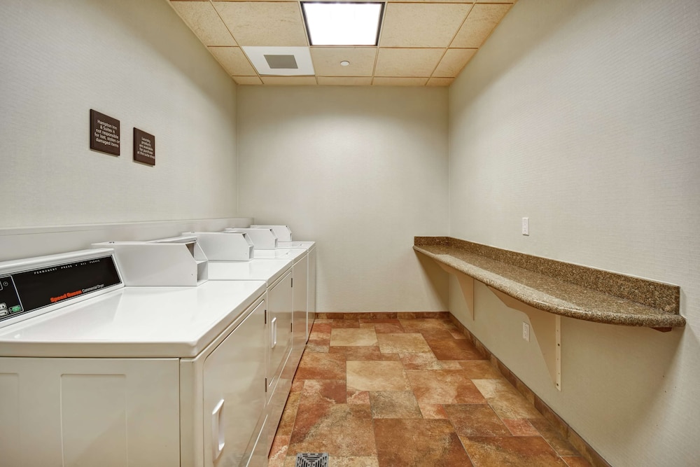 Hampton Inn & Suites Salt Lake City West Jordan - photo 33
