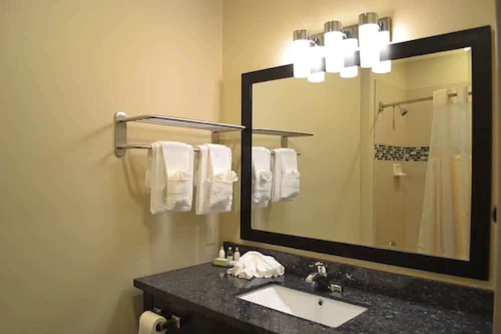 Red River Inn And Suites - photo 35