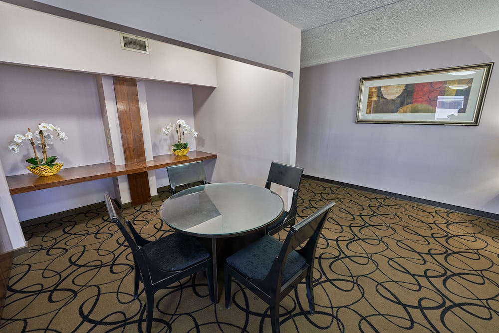 Seaport Resort & Marina - photo 16