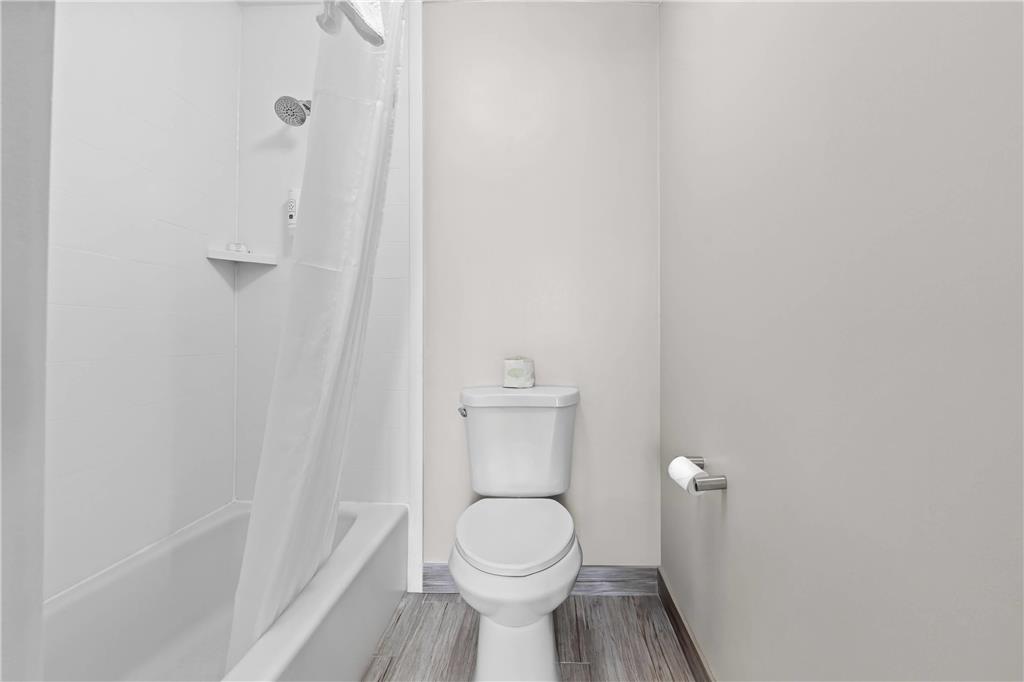 Golden Palms Inn & Suites - photo 15