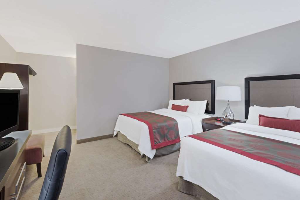 Ramada by Wyndham Boston - photo 13