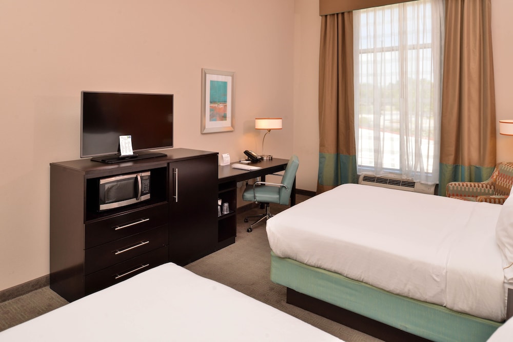 Holiday Inn Express & Suites Austin South by IHG - photo 18