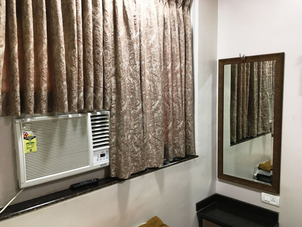 Hotel Adarsh Mahal - last minute hotel in Mumbai