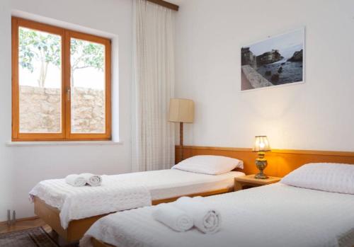 Apartment and Rooms Villa Marijo