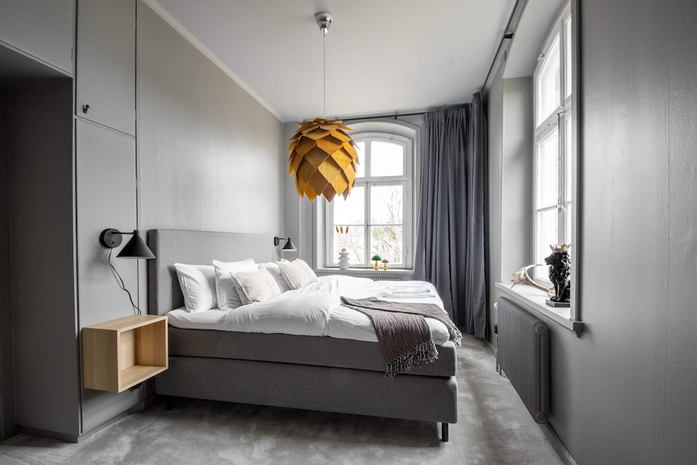 Hotel Montagne — Askersund